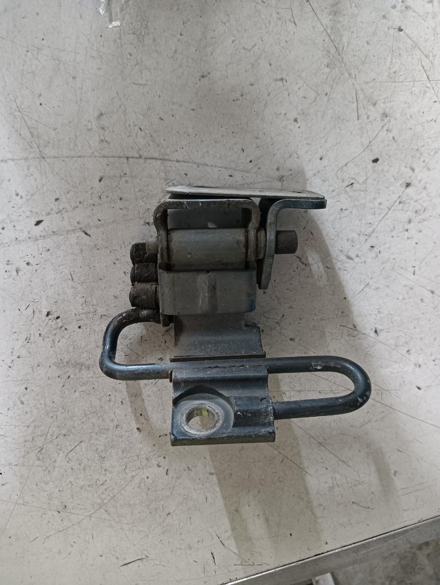 Balama portiera fata sus dreapta fata VOLKSWAGEN TOUAREG 7LA, 7L6, 7L7 2002 - 2013 – foto 2
