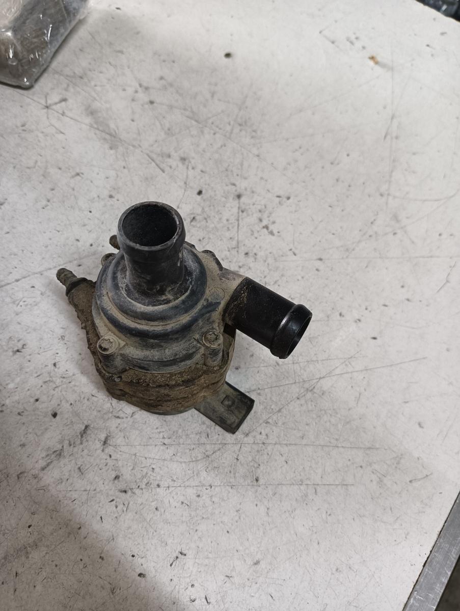 Pompa de apa/lichid de racire electrica auxiliara VOLKSWAGEN TOUAREG 7LA, 7L6, 7L7 2002 - 2013 V6 TDI CASA, CASC – foto 2