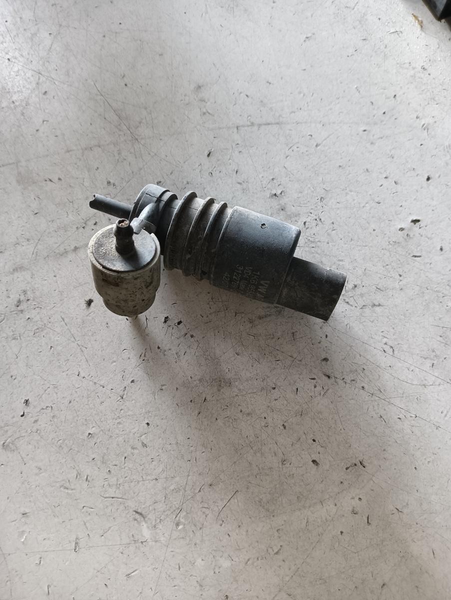 Pompita lichid parbriz VOLKSWAGEN TOUAREG (7LA, 7L6, 7L7) [ 2002 - 2013 ] – foto 2