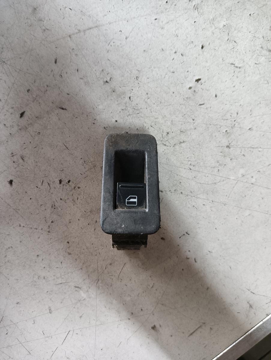 Buton geam electric dreapta spate VOLKSWAGEN TOUAREG (7LA, 7L6, 7L7) [ 2002 - 2013 ]