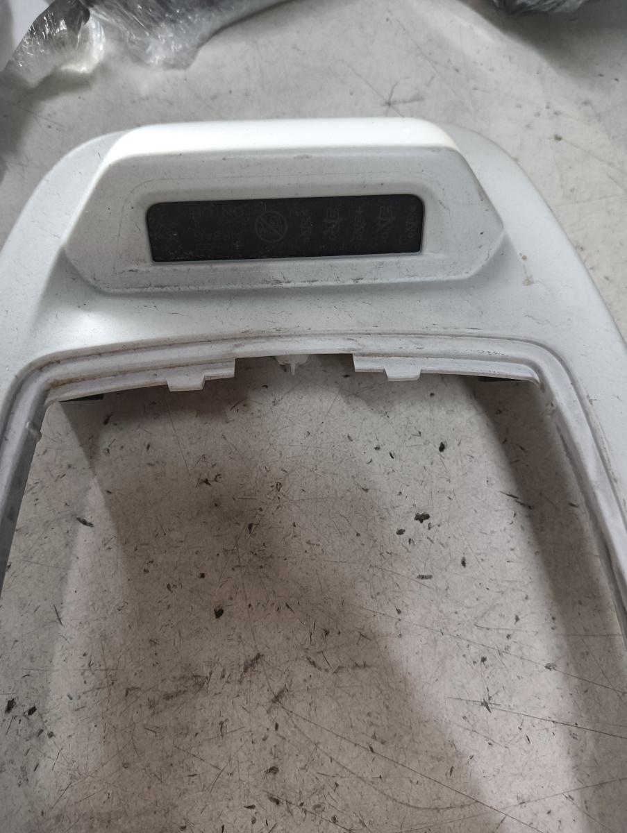 Ornament cu display central PEUGEOT 508 (8D_) [ 2010 - > ] – foto 2