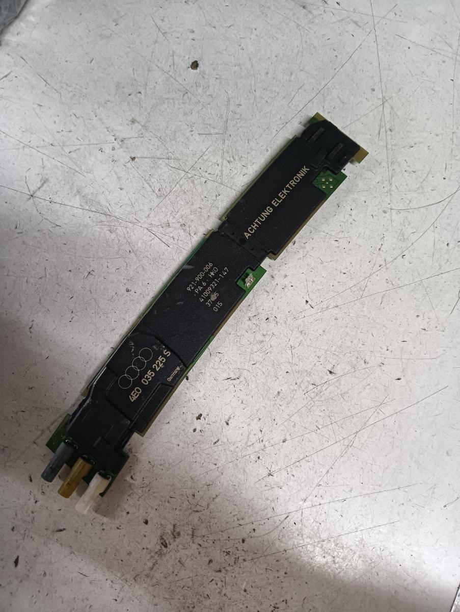 Amplificator antena  AUDI A8 II (4E2, 4E8) [ 2002 - 2010 ] OEM 4e0035225s