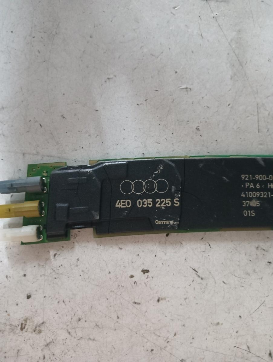Amplificator antena  AUDI A8 II (4E2, 4E8) [ 2002 - 2010 ] OEM 4e0035225s – foto 2