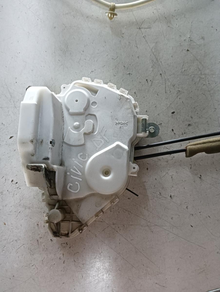 Broasca usa dreapta fata HONDA CIVIC VIII Hatchback (FN, FK) [ 2005 - > ] OEM 72111smgg0