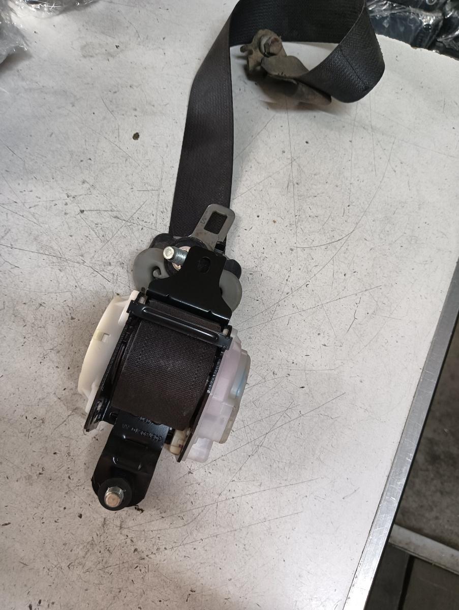 Centura siguranta dreapta spate HONDA CIVIC VIII Hatchback (FN, FK) [ 2005 - > ] OEM 501v97j1ey