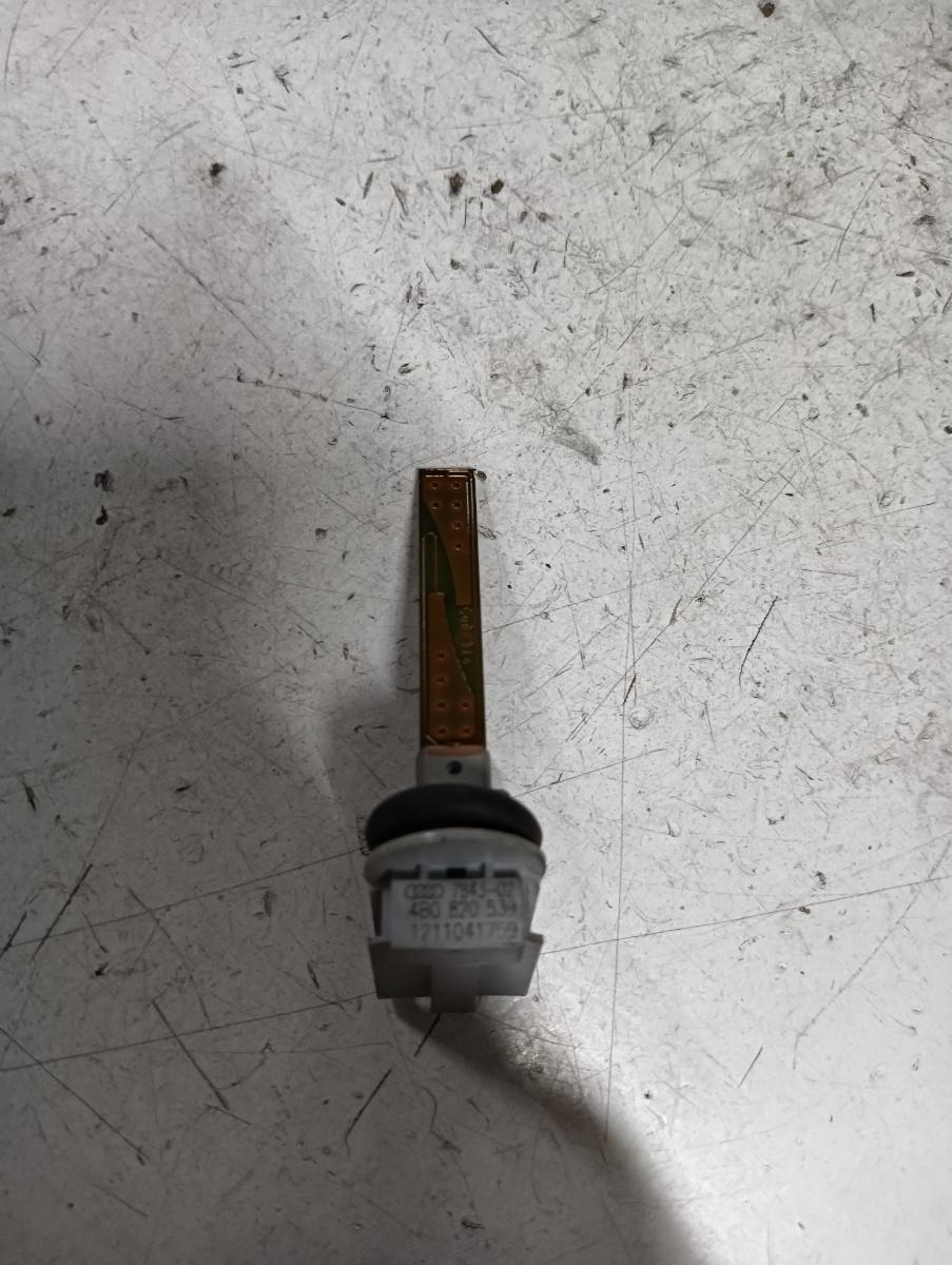 Senzor temperatura aer exterior SKODA FABIA (6Y2) [ 1999 - 2008 ] OEM 4b0820539 – foto 2