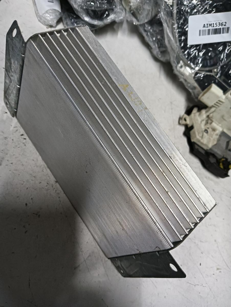Amplificator de sunet AUDI A6/S6 III Saloon (4F2, C6) [ 2004 - 2011 ] – foto 2