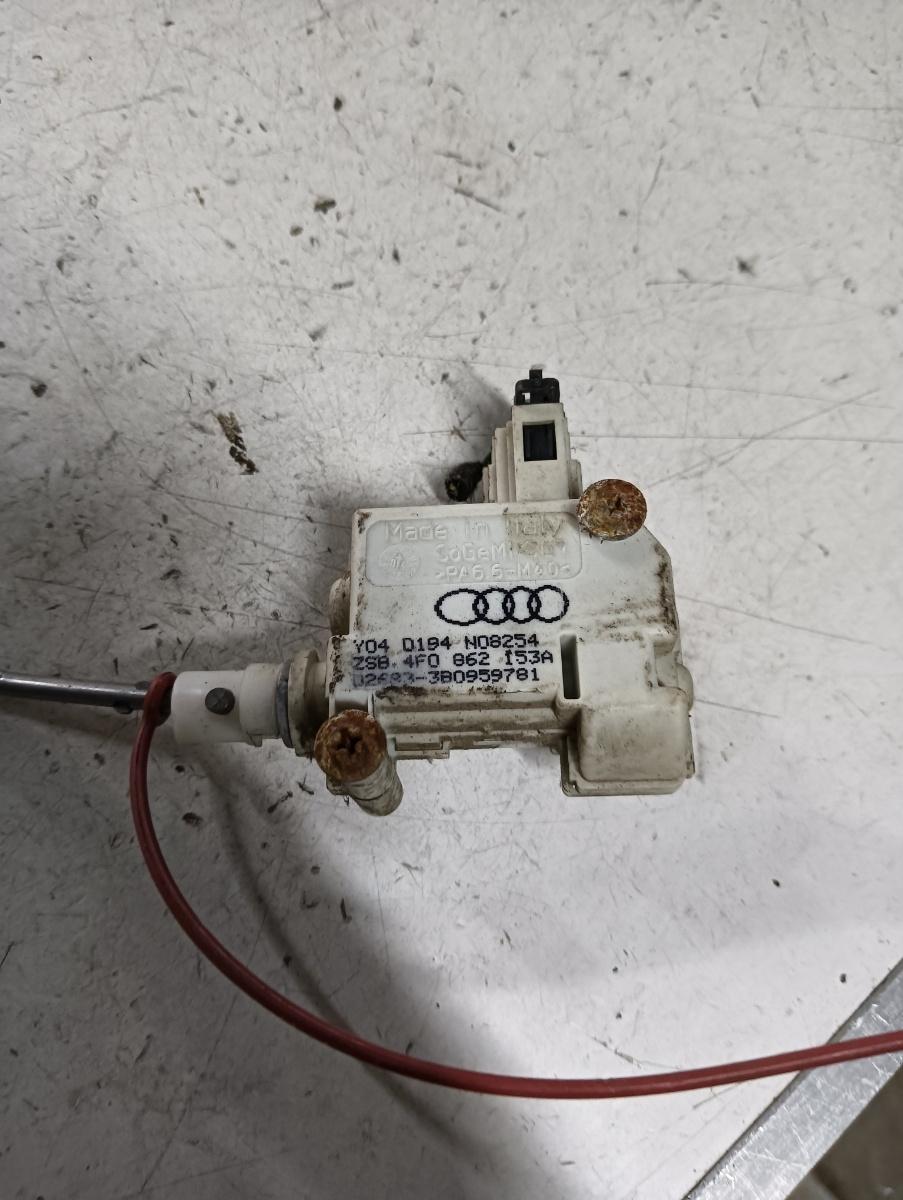Motoras deschidere rezervor  AUDI A6/S6 III Saloon (4F2, C6) [ 2004 - 2011 ] OEM 4f0862153a