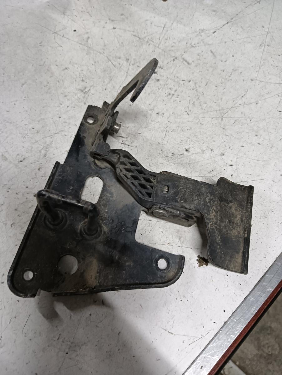 Incuietoare capota  AUDI A6/S6 III Saloon (4F2, C6) [ 2004 - 2011 ]