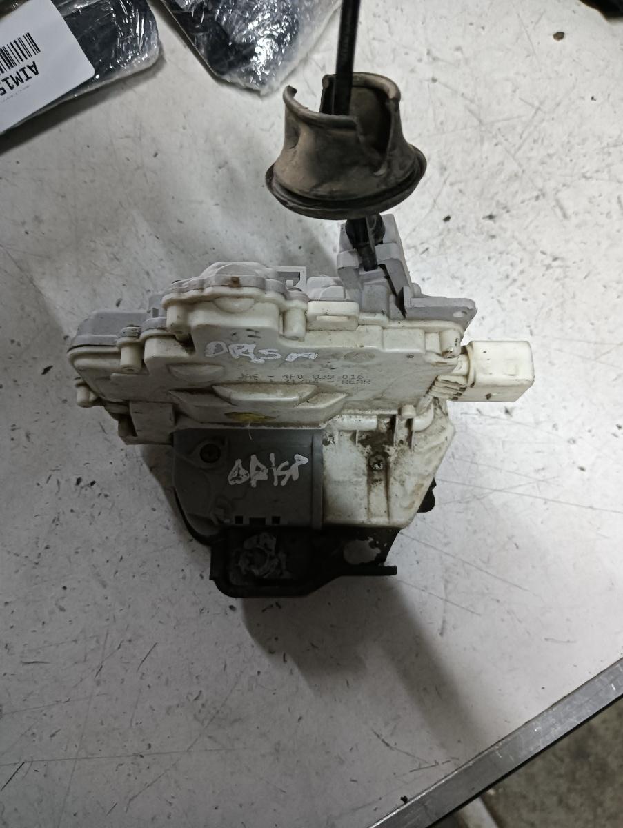 Broasca usa dreapta spate AUDI A6/S6 III Saloon (4F2, C6) [ 2004 - 2011 ] OEM 4f0839016