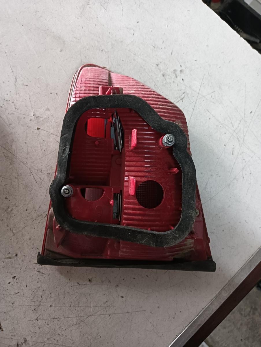 Lampa spate / stop stanga spate VOLKSWAGEN TOURAN (5T1) [ 2015 - > ] – foto 2