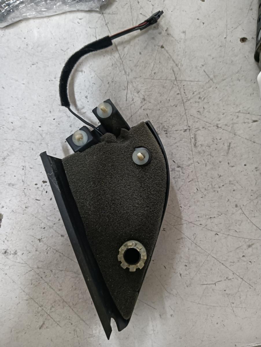 Tweeter  stanga fata VOLKSWAGEN PASSAT (3C2) [ 2005 - 2010 ] – foto 2