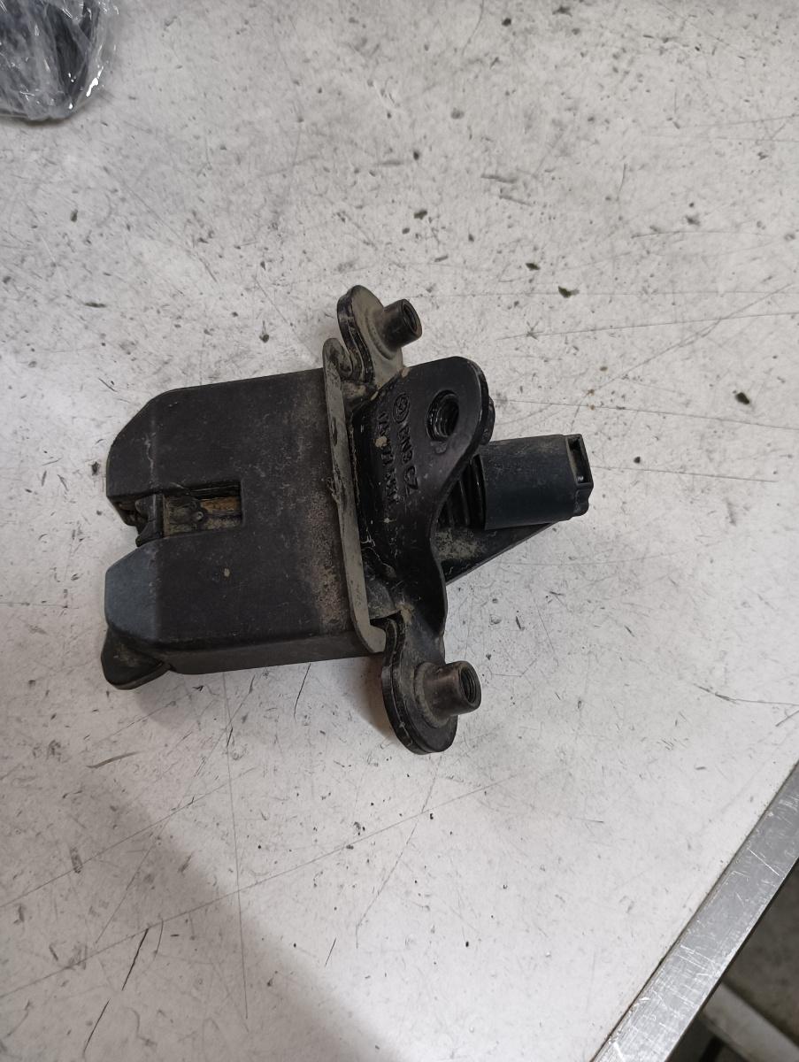 Broasca hayon/portbagaj SKODA OCTAVIA II Combi (1Z5) [ 2004 - 2013 ] OEM 1z5927501c