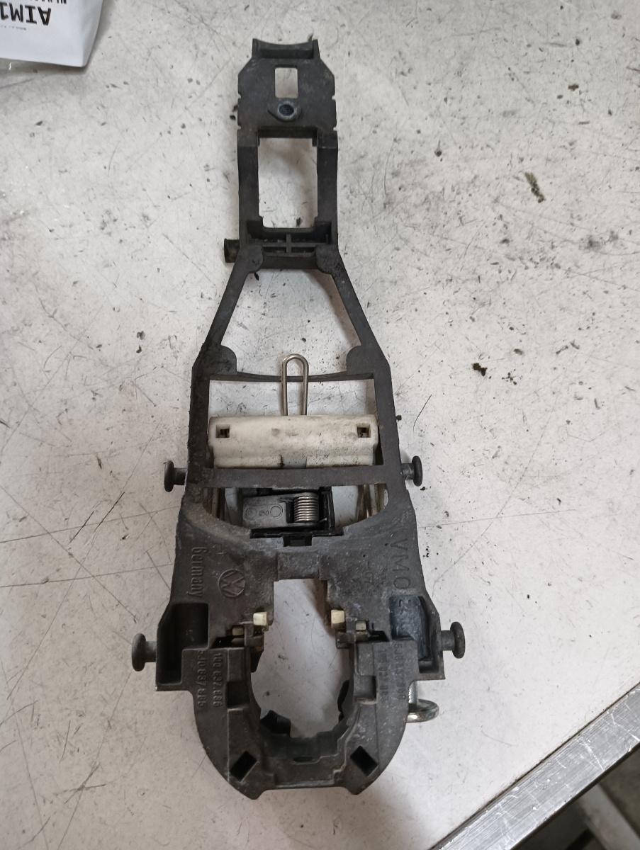 Maner usa interior stanga fata SKODA OCTAVIA II Combi (1Z5) [ 2004 - 2013 ] OEM 5j0837886