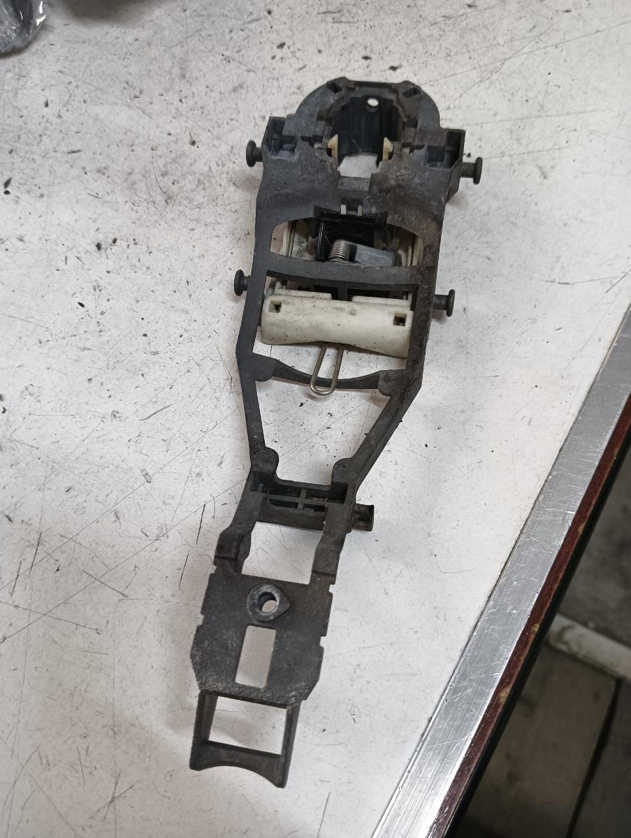 Maner usa interior stanga fata SKODA OCTAVIA II Combi (1Z5) [ 2004 - 2013 ] OEM 5j0837886 – foto 2