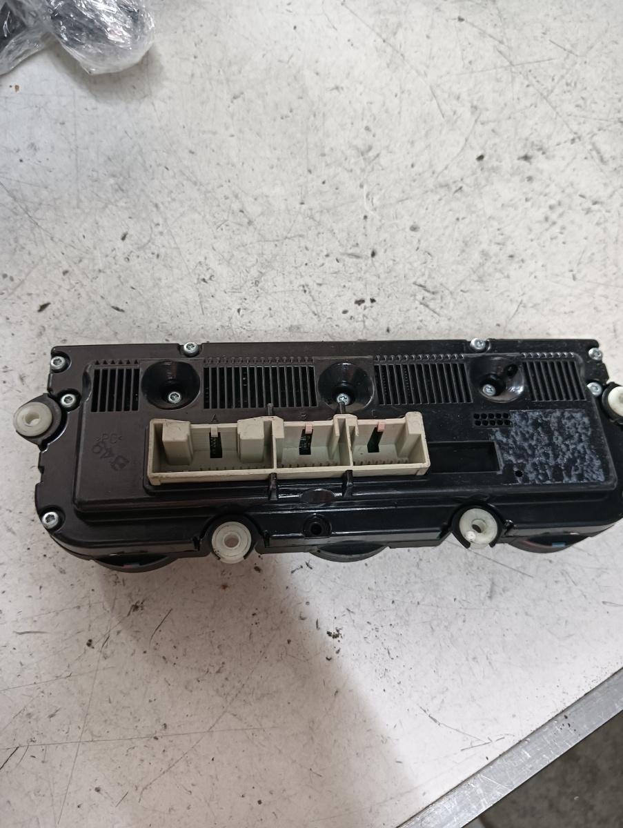 Climatronic SKODA OCTAVIA II Combi (1Z5) [ 2004 - 2013 ] – foto 2