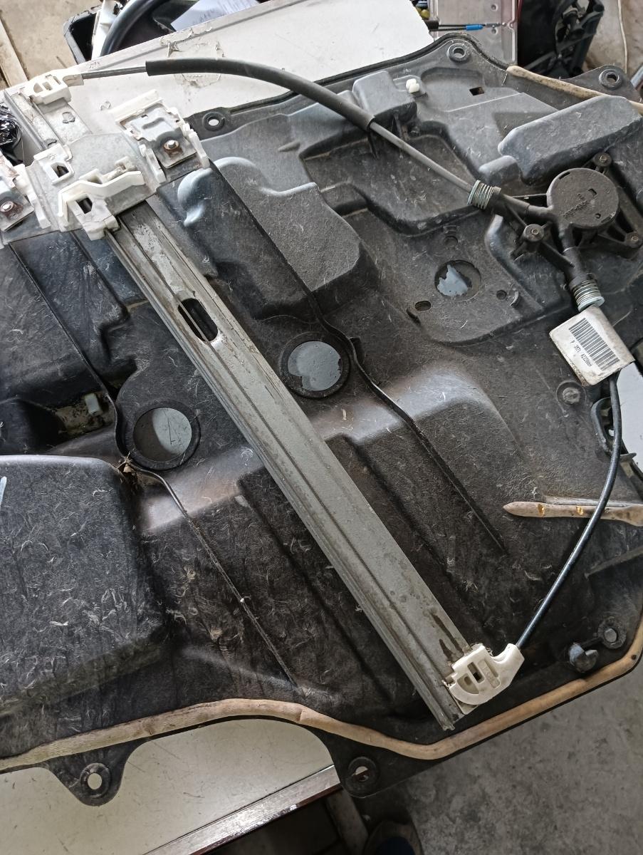 Macara geam electric  dreapta fata MAZDA 2 2002> – foto 2
