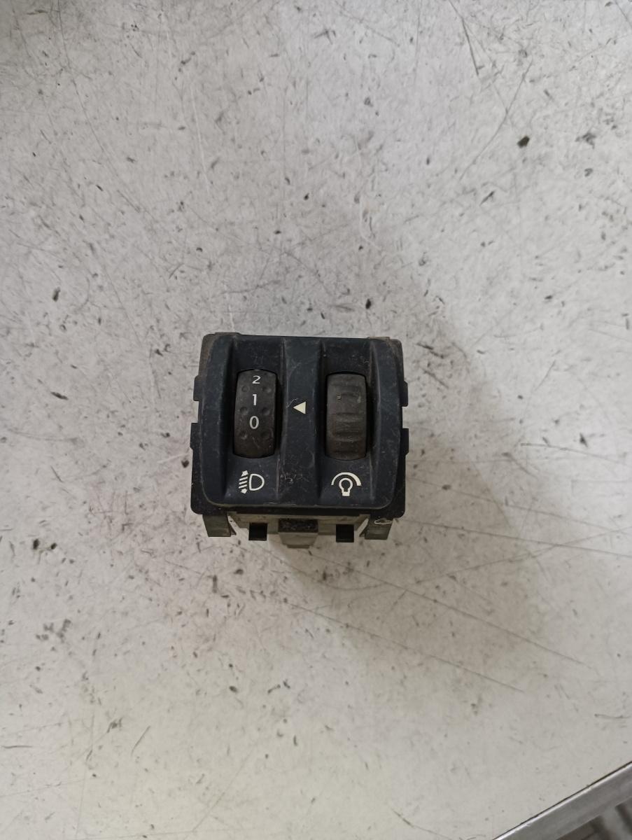 Buton reglaj faruri RENAULT MEGANE II (BM0/1_, CM0/1_) [ 2001 - 2012 ]