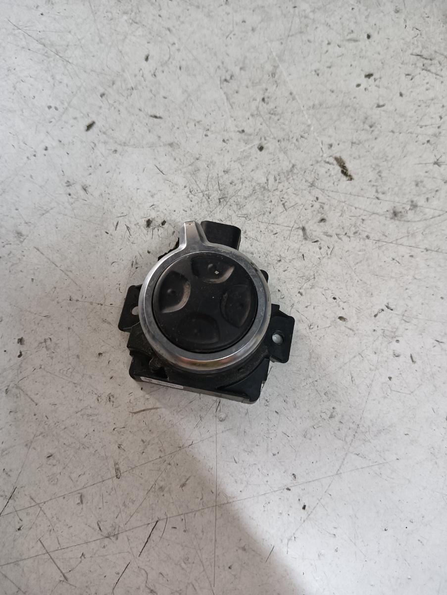 Buton reglaj scaun dreapta fata AUDI A8 III (4H2, 4H8, 4HC, 4HL) [ 2009 - 2018 ] OEM 4h0959778b
