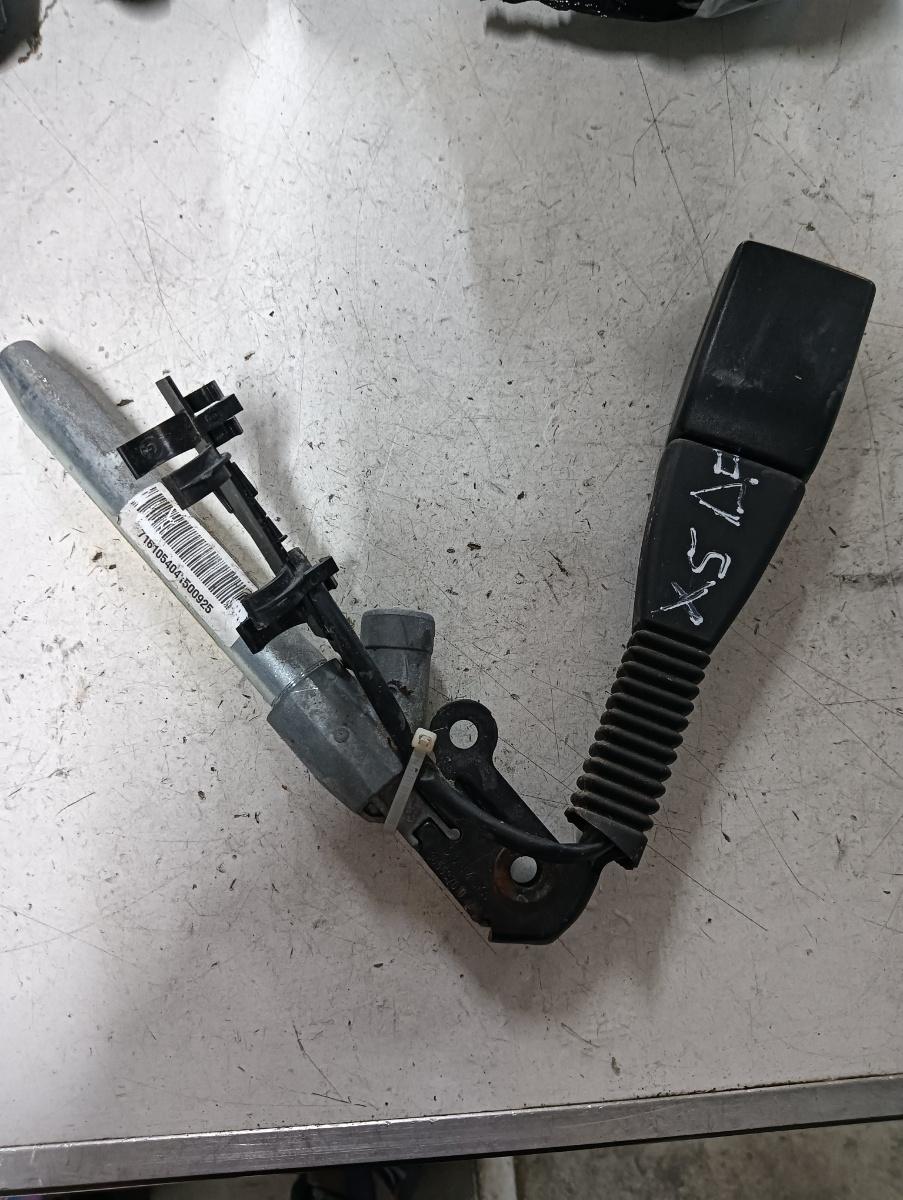 Pretensionare  dreapta fata BMW X5 II (E70) [ 2006 - 2013 ]