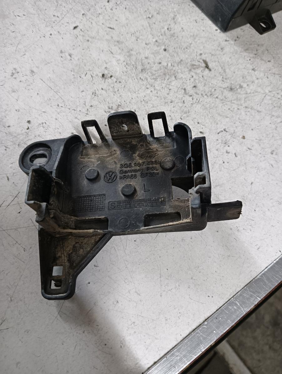 Suport radar senzor VOLKSWAGEN (SVW) PASSAT (B8) [ 2016 - > ] OEM 3g5907455a