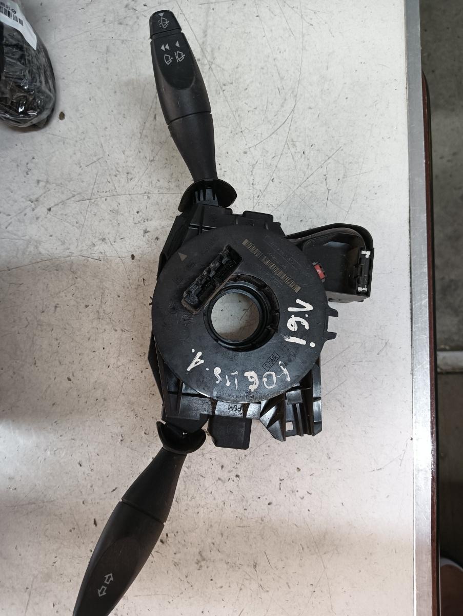 Ansamblu manete  FORD FOCUS Hatchback  (DAW, DBW) [ 1998 - 2007 ] OEM 2m5114a664aa