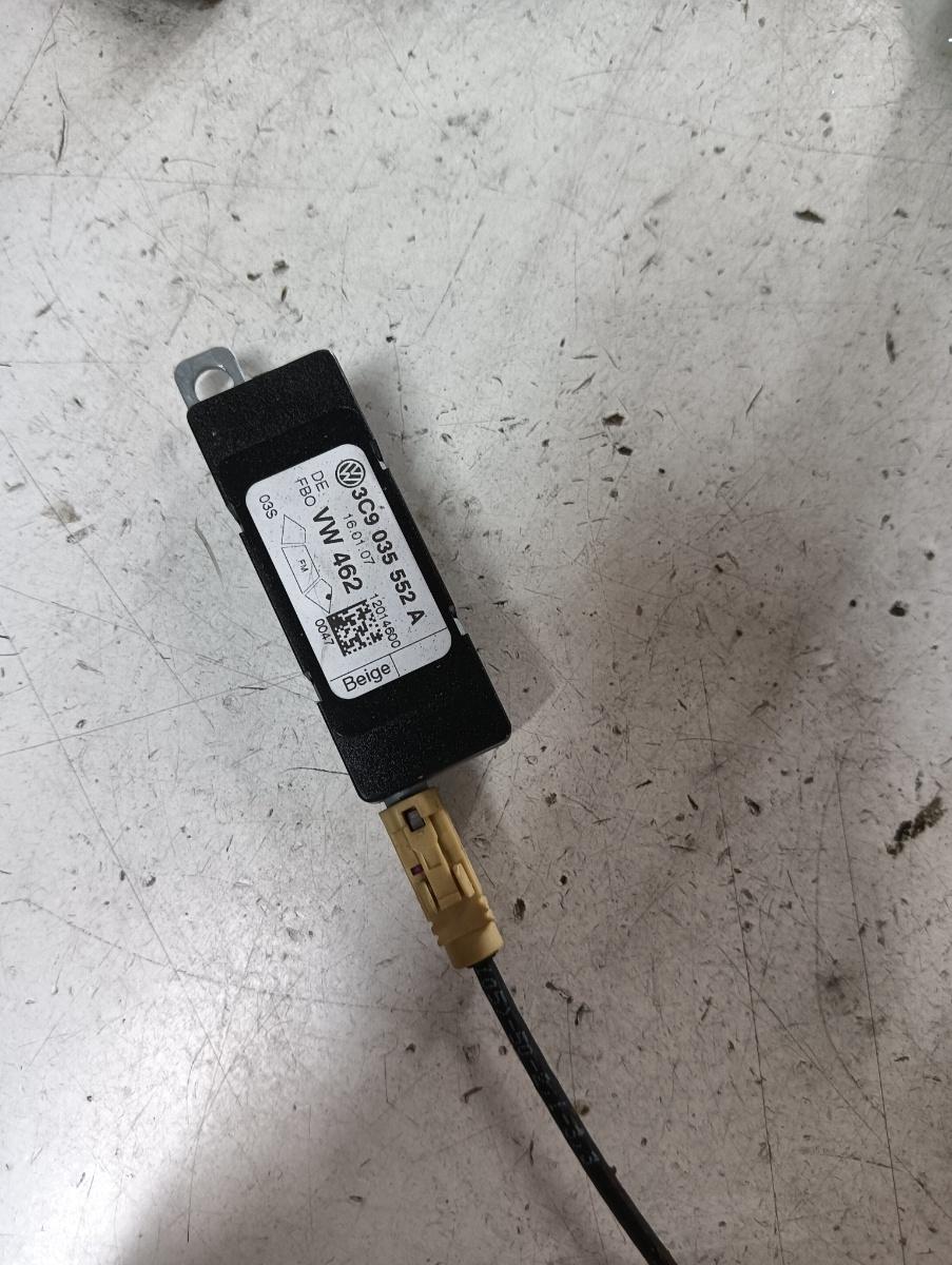 Amplificator antena  VOLKSWAGEN PASSAT (3C2) [ 2005 - 2010 ] OEM 3c9035553a – foto 2