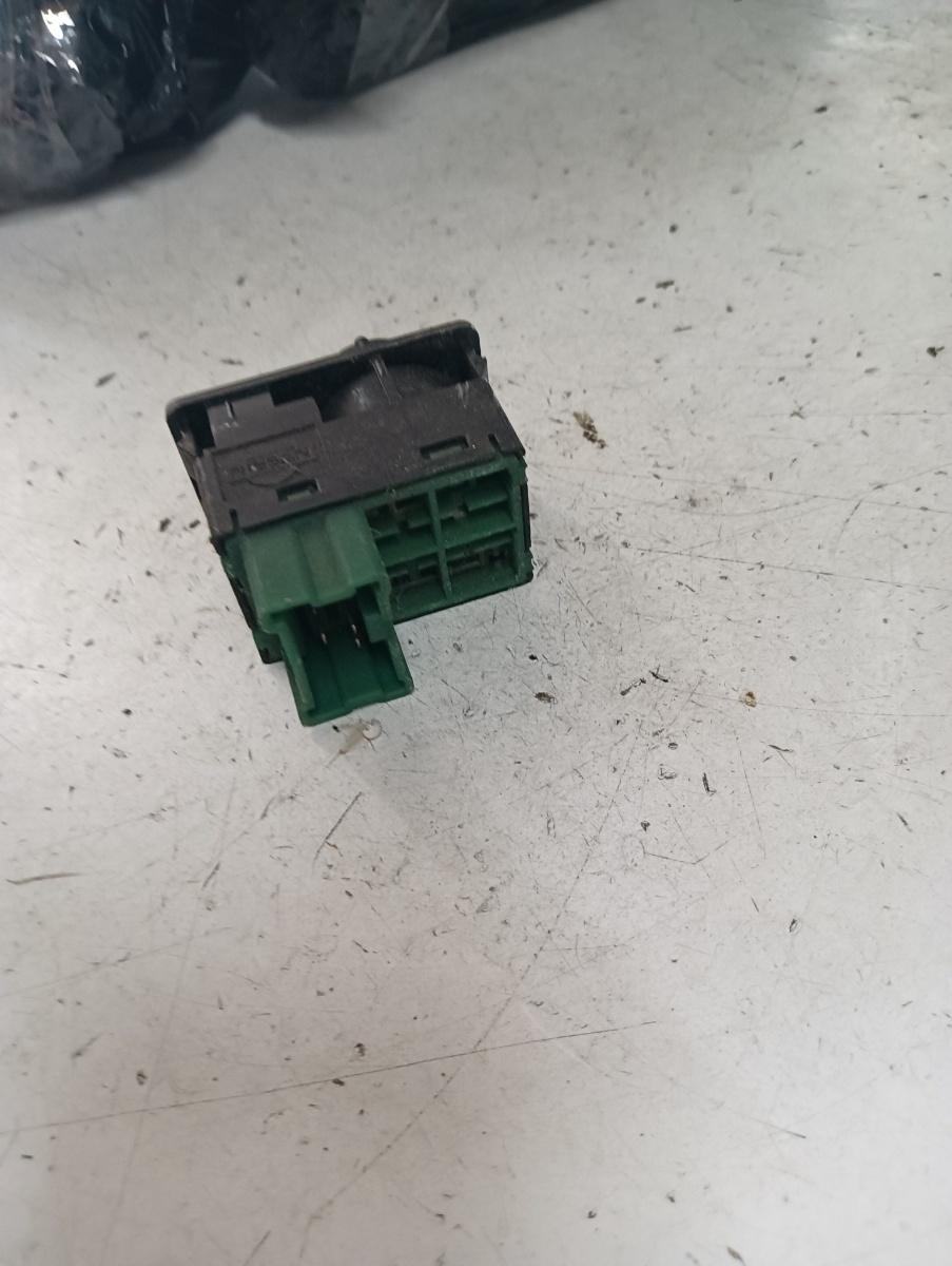 Buton reglaj oglinzi  NISSAN PRIMERA III (P12) [ 2002 - > ] – foto 2