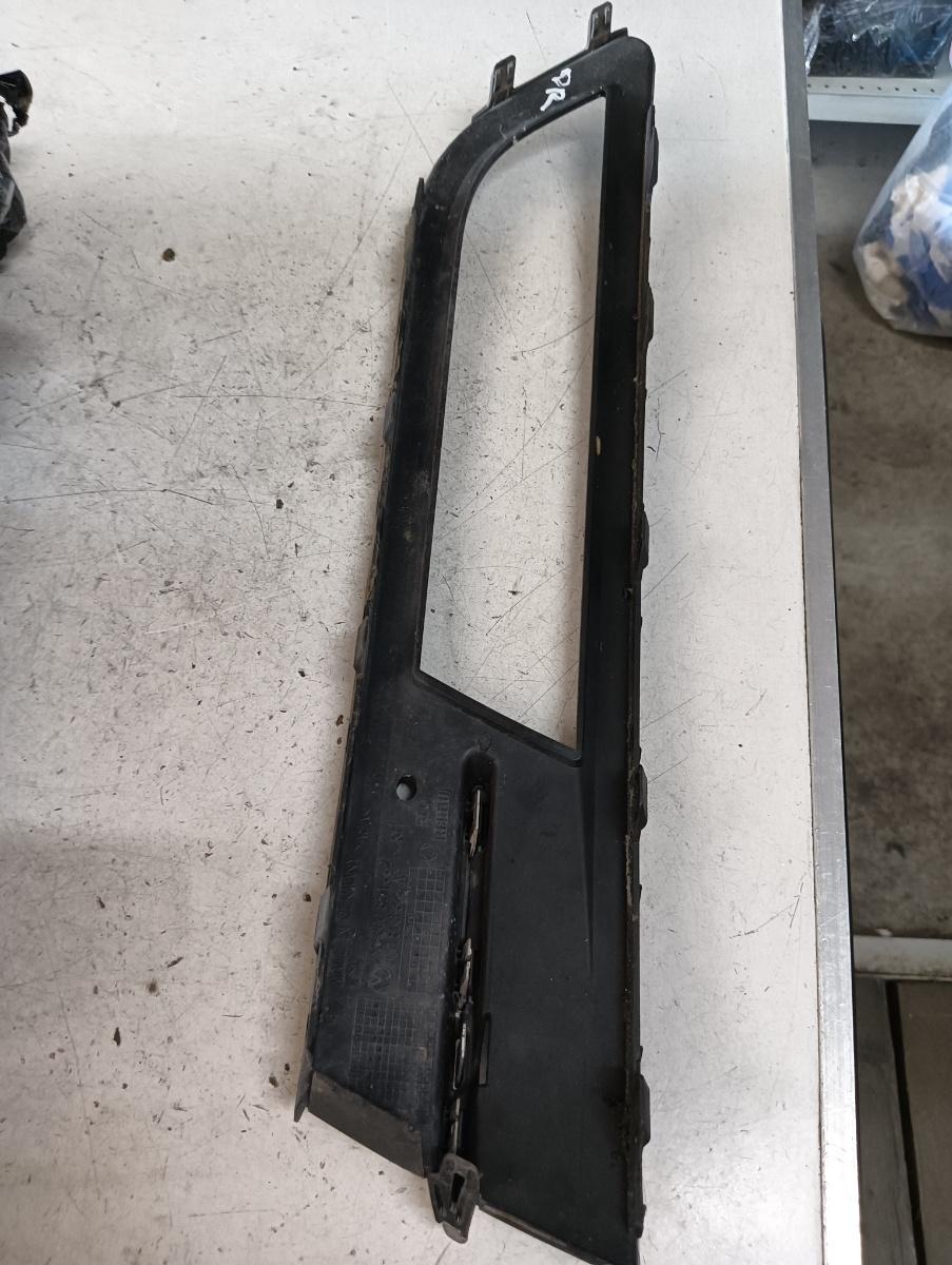 Grila bara dreapta fata VOLKSWAGEN PASSAT 3G2 2014 - > – foto 2