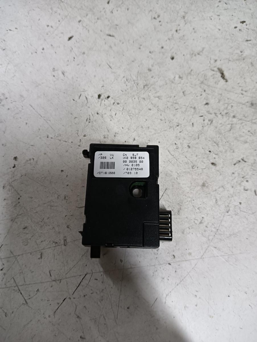 Senzor unghi volan VOLKSWAGEN GOLF V Variant (1K5) [ 2007 - 2009 ] OEM 1k0959654