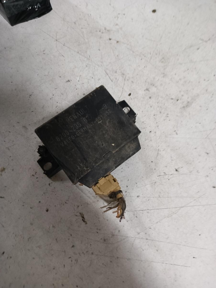 Modul senzori parcare RENAULT LAGUNA II (BG0/1_) [ 2001 - 2007 ] OEM 8200235627 – foto 2