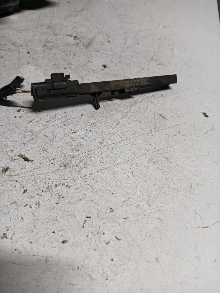 Senzor presiune aer RENAULT LAGUNA II (BG0/1_) [ 2001 - 2007 ] OEM 8200293677 – foto 2