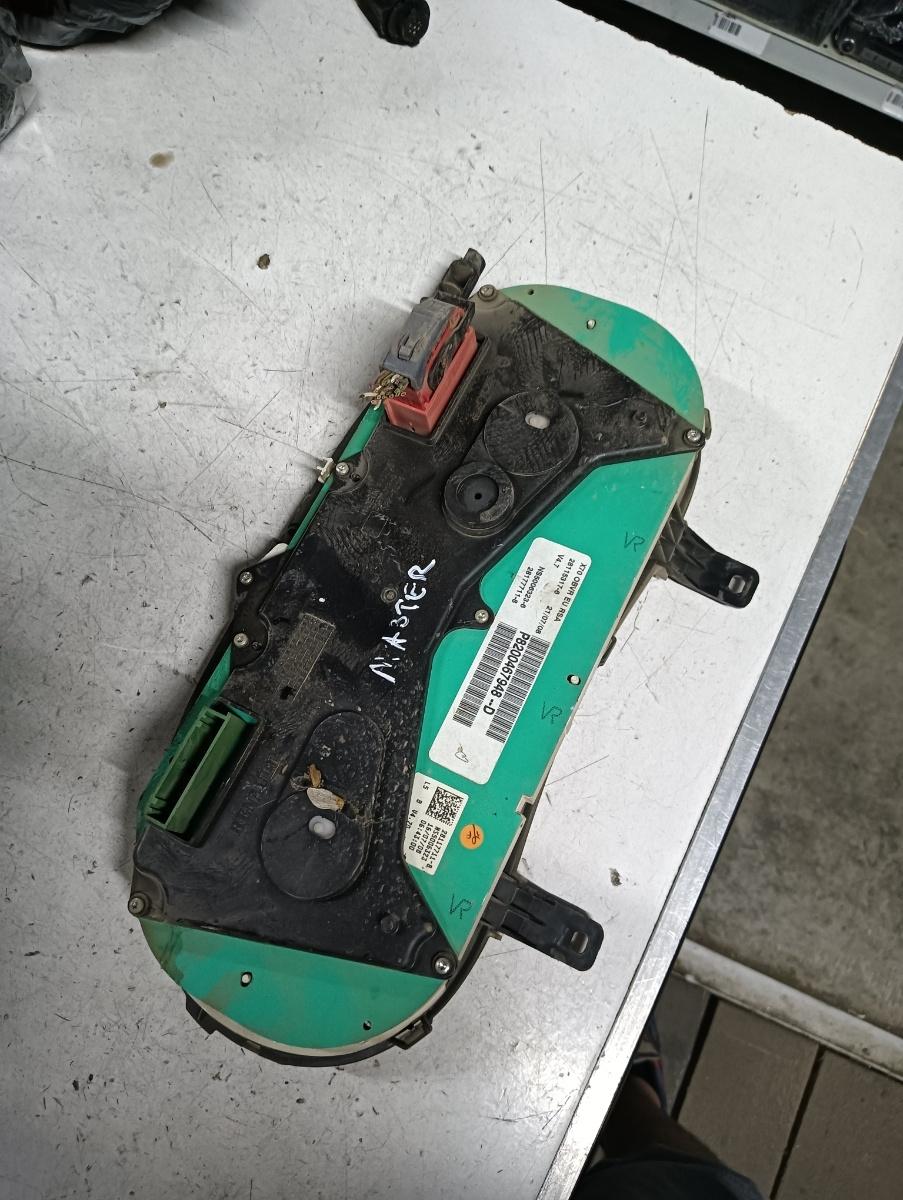 Ceasuri bord  RENAULT MASTER II Box (FD) [ 1998 - > ] OEM 8200467948d – foto 2
