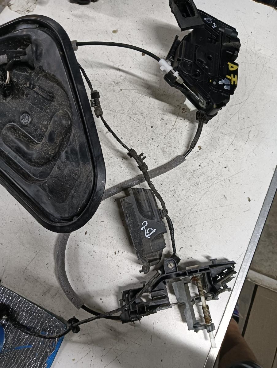 Broasca usa dreapta fata VOLKSWAGEN PASSAT 3G2 2014 - > – foto 2