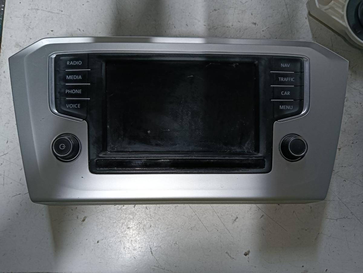 NAVIGATIE VOLKSWAGEN PASSAT 3G2 2014 - > 3g0919605d