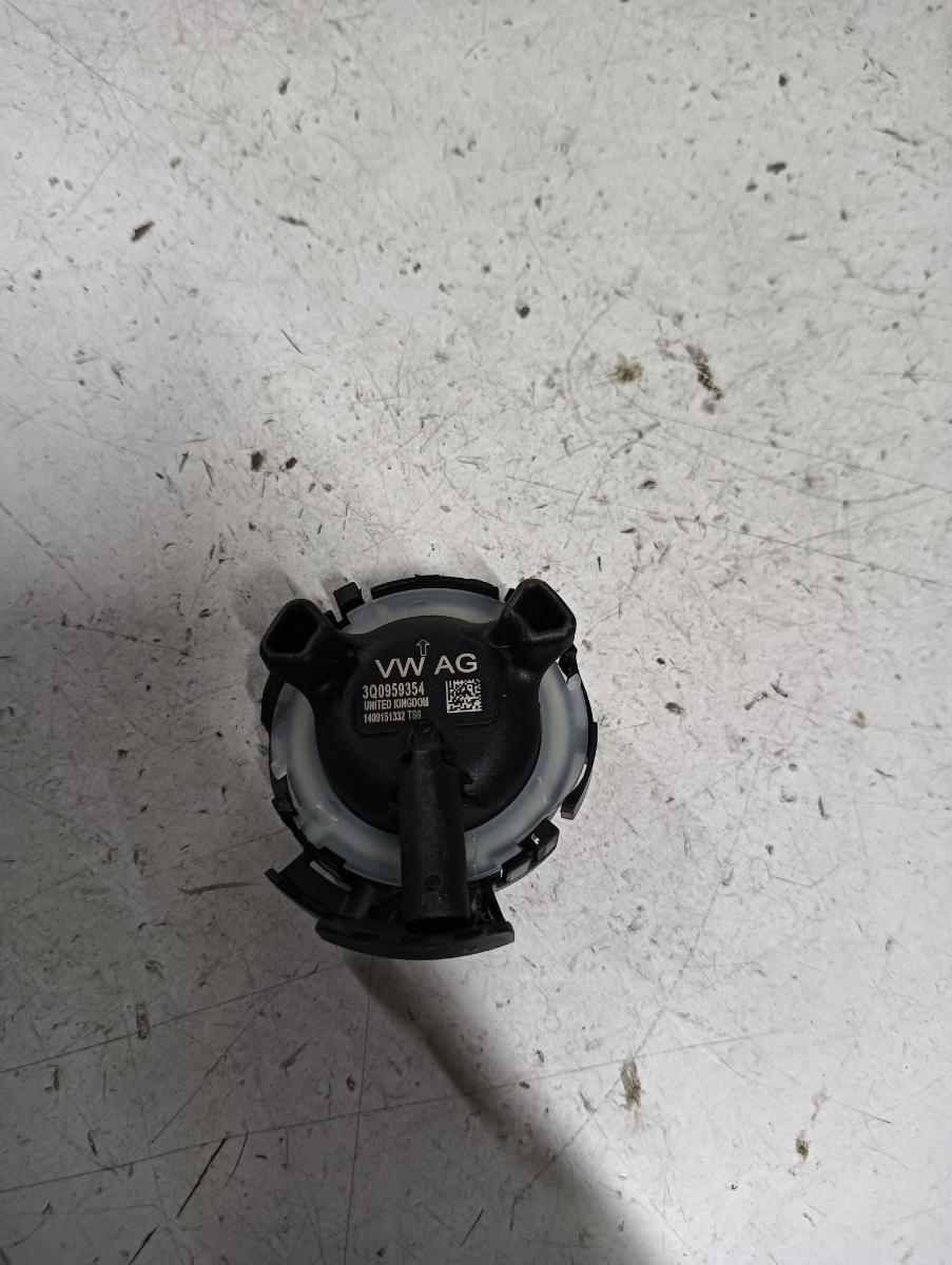 Senzor impact VOLKSWAGEN PASSAT 3G2 2014 - > 3q0959354