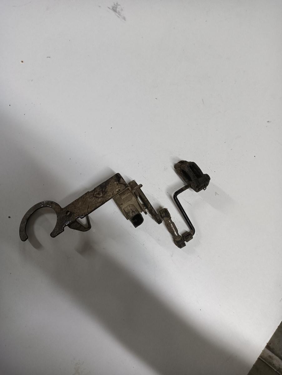 Senzor nivel balast PEUGEOT 407 6D_ 2004 - > fata