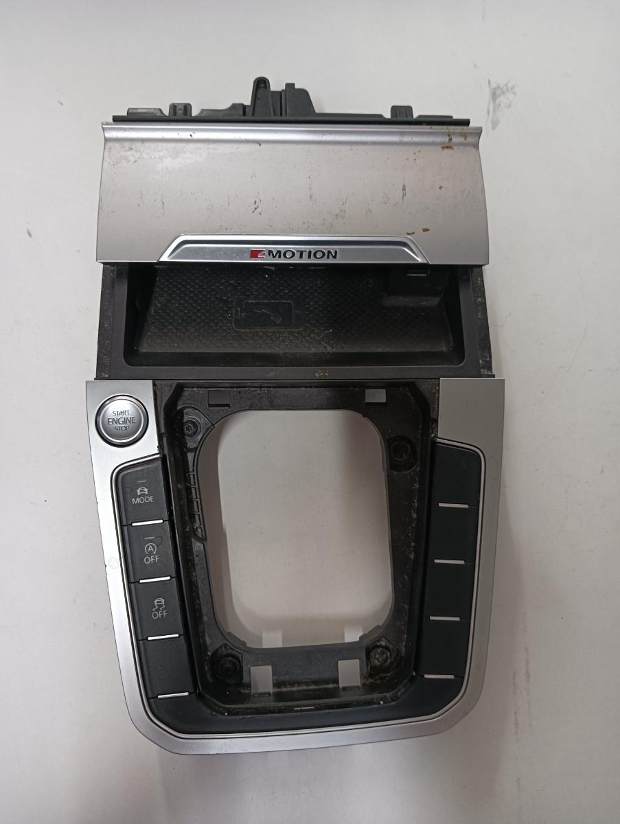Consola centrala VOLKSWAGEN PASSAT 3G2 2014 - >