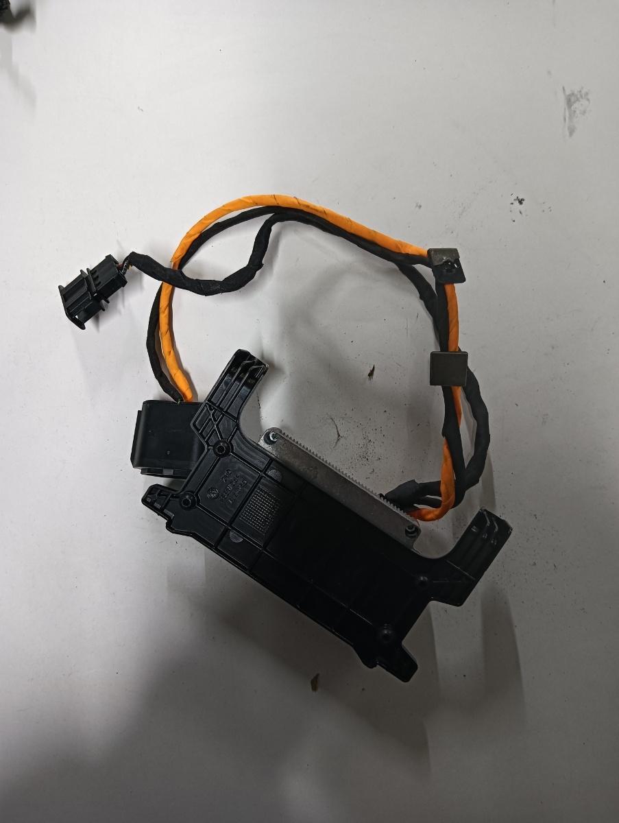 Invertor/transformator de tensiune VW (SVW) PASSAT B8 2016 - > 3g0863287