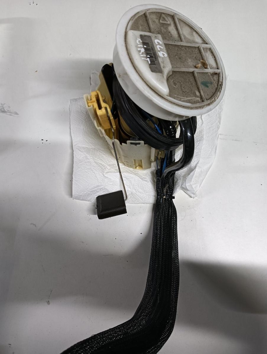 Pompa combustibil  MERCEDES-BENZ CLS C219 2004 - 2011 3.0 CLS 320 CDI OM 642.920 1582881001