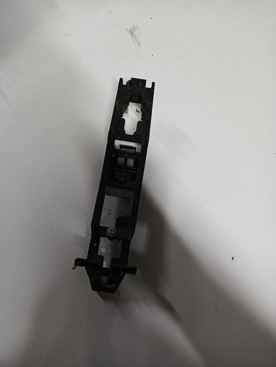 Maner usa interior  stanga spate MERCEDES-BENZ CLS C219 2004 - 2011