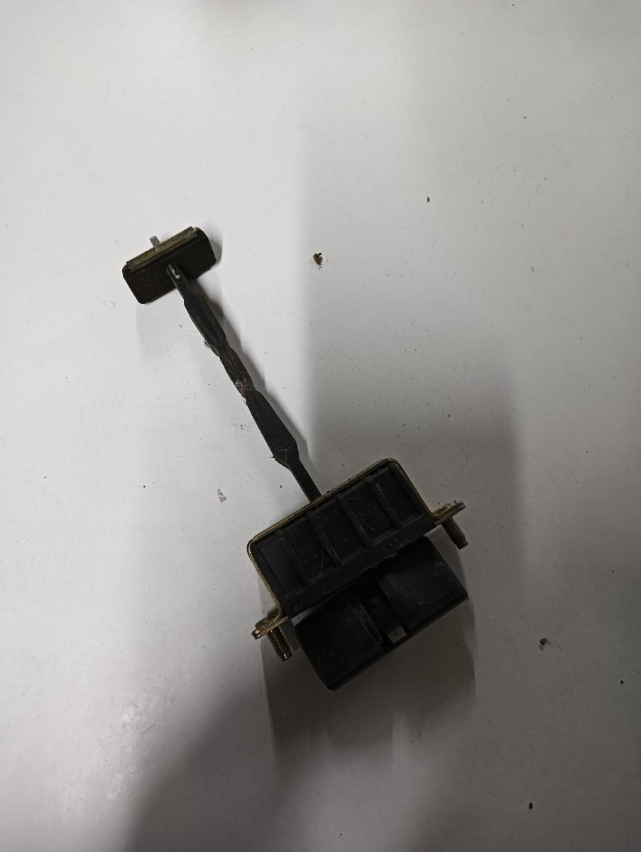 Opritor usa stanga spate MERCEDES-BENZ CLS C219 2004 - 2011