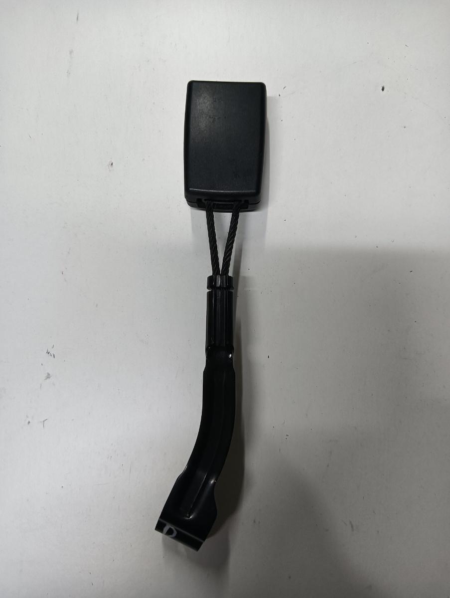 Pretensionare  dreapta fata SKODA OCTAVIA II Combi 1Z5 2004 - 2013