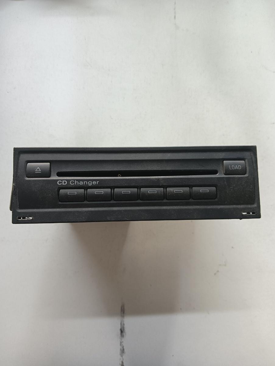 Cd changer AUDI A8 II 4E2, 4E8 2002 - 2010 4e0035111a