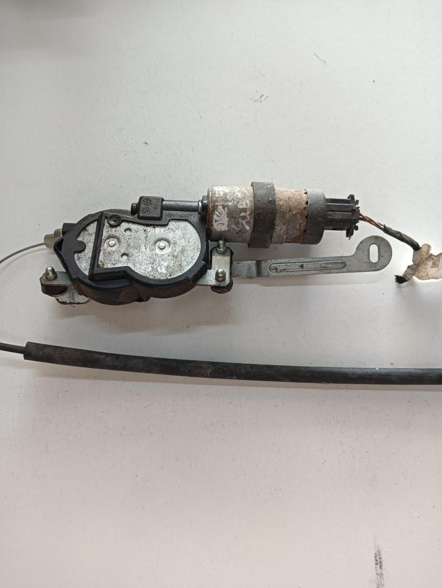 Motoras scaun dreapta fata AUDI A8 II 4E2, 4E8 2002 - 2010
