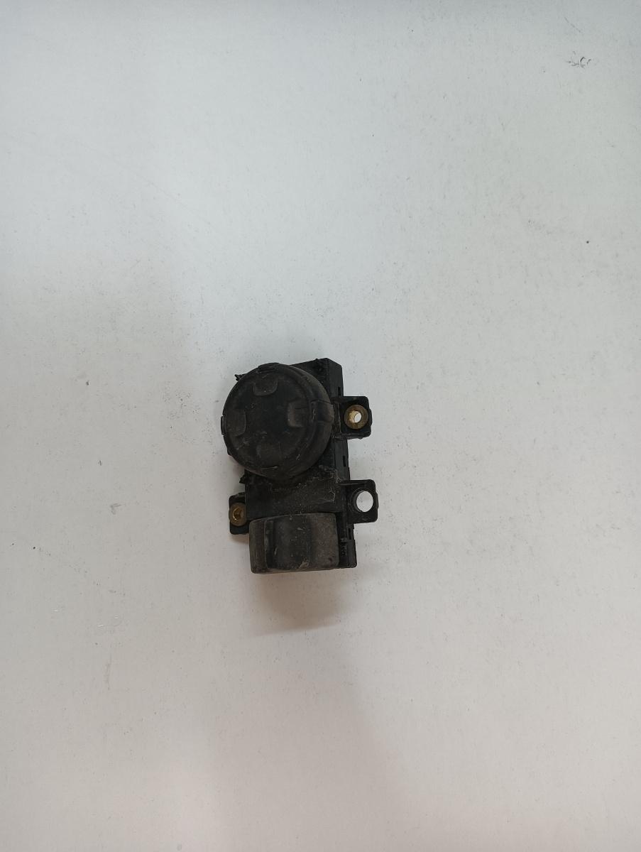 Buton reglaj scaun stanga fata AUDI A8 II 4E2, 4E8 2002 - 2010 4e959777c