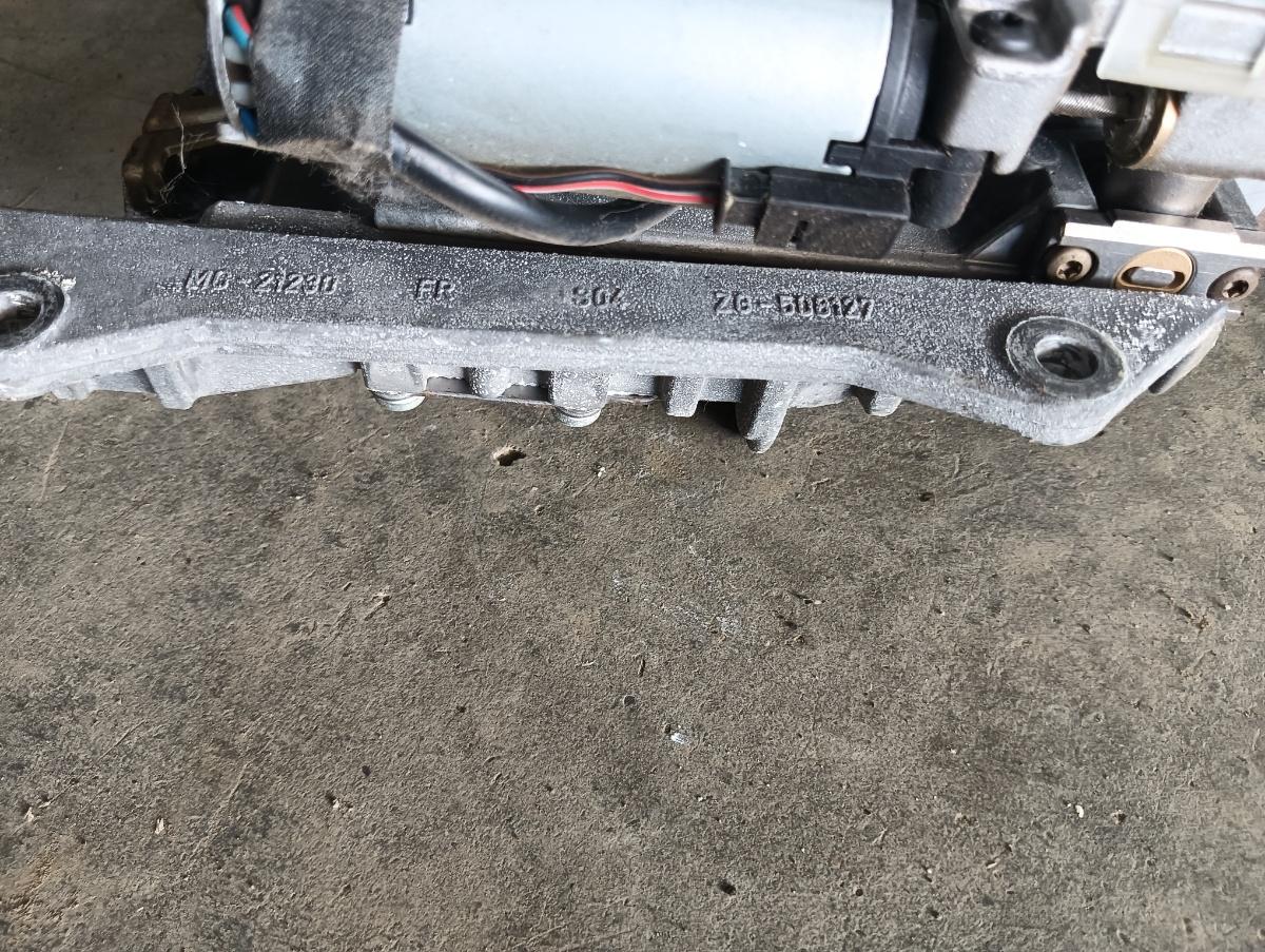 Coloana directie  AUDI A8 II 4E2, 4E8 2002 - 2010 4.2 quattro AUX 4e0905852e – foto 2