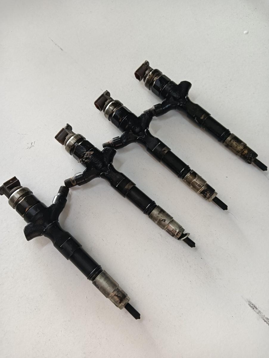 Set injectoare combustibil TOYOTA LAND CRUISER LJ12_, KZJ12_, TRJ12_, KDJ12_, GRJ12_ 2002 - 3.0 D-4D 1KD-FTV 1305e9e2 – foto 2