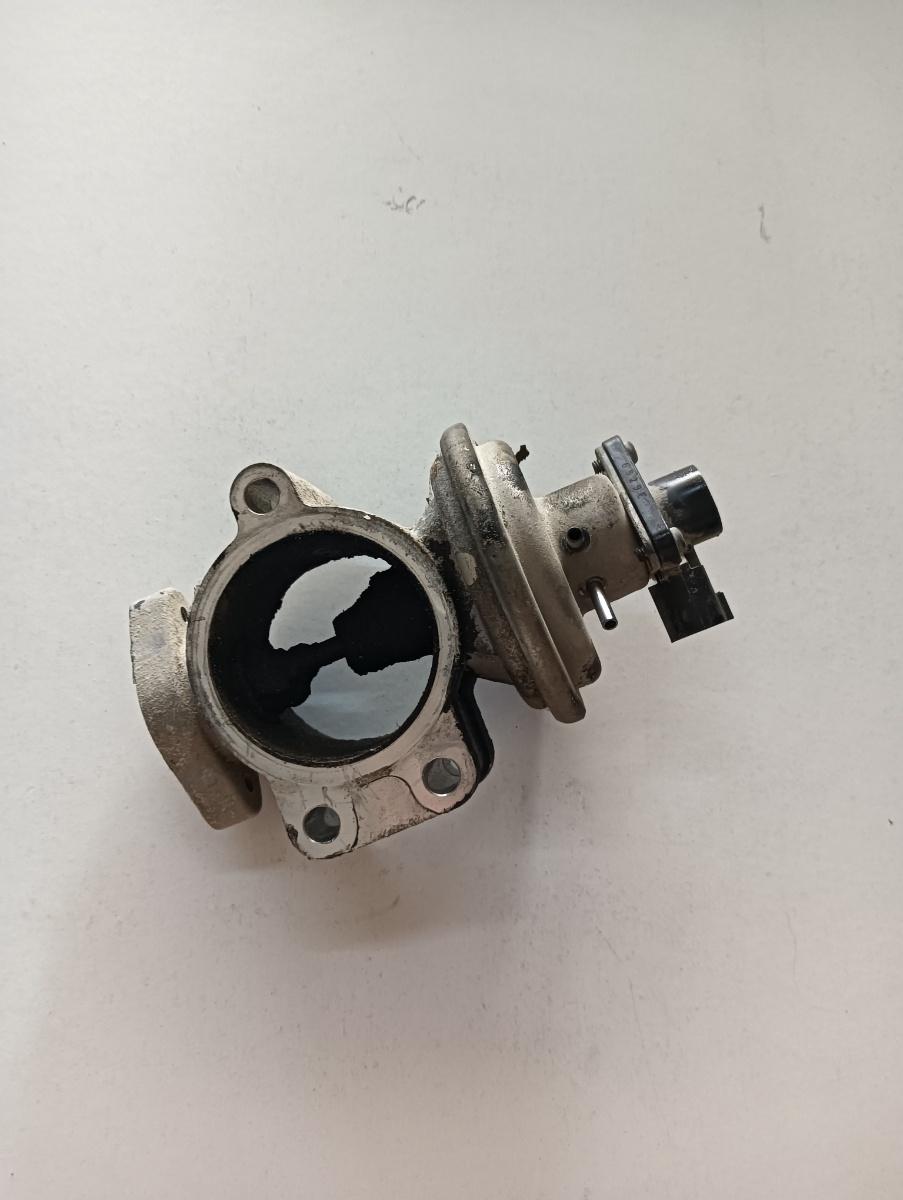 Supapa EGR TOYOTA LAND CRUISER LJ12_, KZJ12_, TRJ12_, KDJ12_, GRJ12_ 2002 - 3.0 D-4D 1KD-FTV