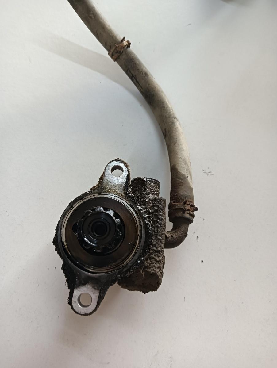 Pompa servodirectie TOYOTA LAND CRUISER LJ12_, KZJ12_, TRJ12_, KDJ12_, GRJ12_ 2002 - D-4D 1KD-FTV